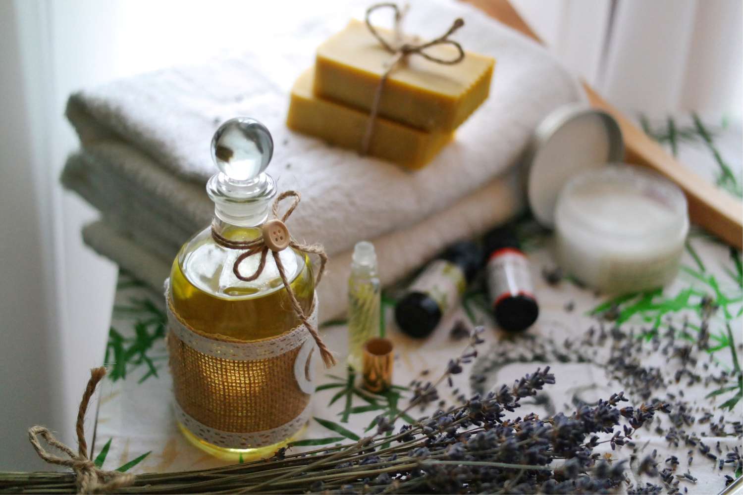 Best Essential Oils for Winter Skin Care Products | Uses & Benefits