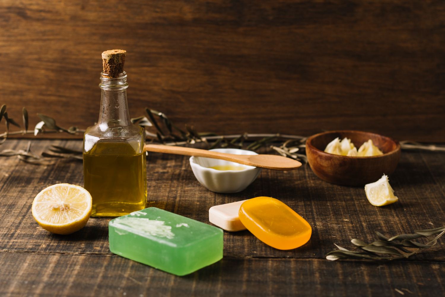 Top 10 Fragrance Oils for Soap Making: How to Choose the Right One for Your Soap Brand